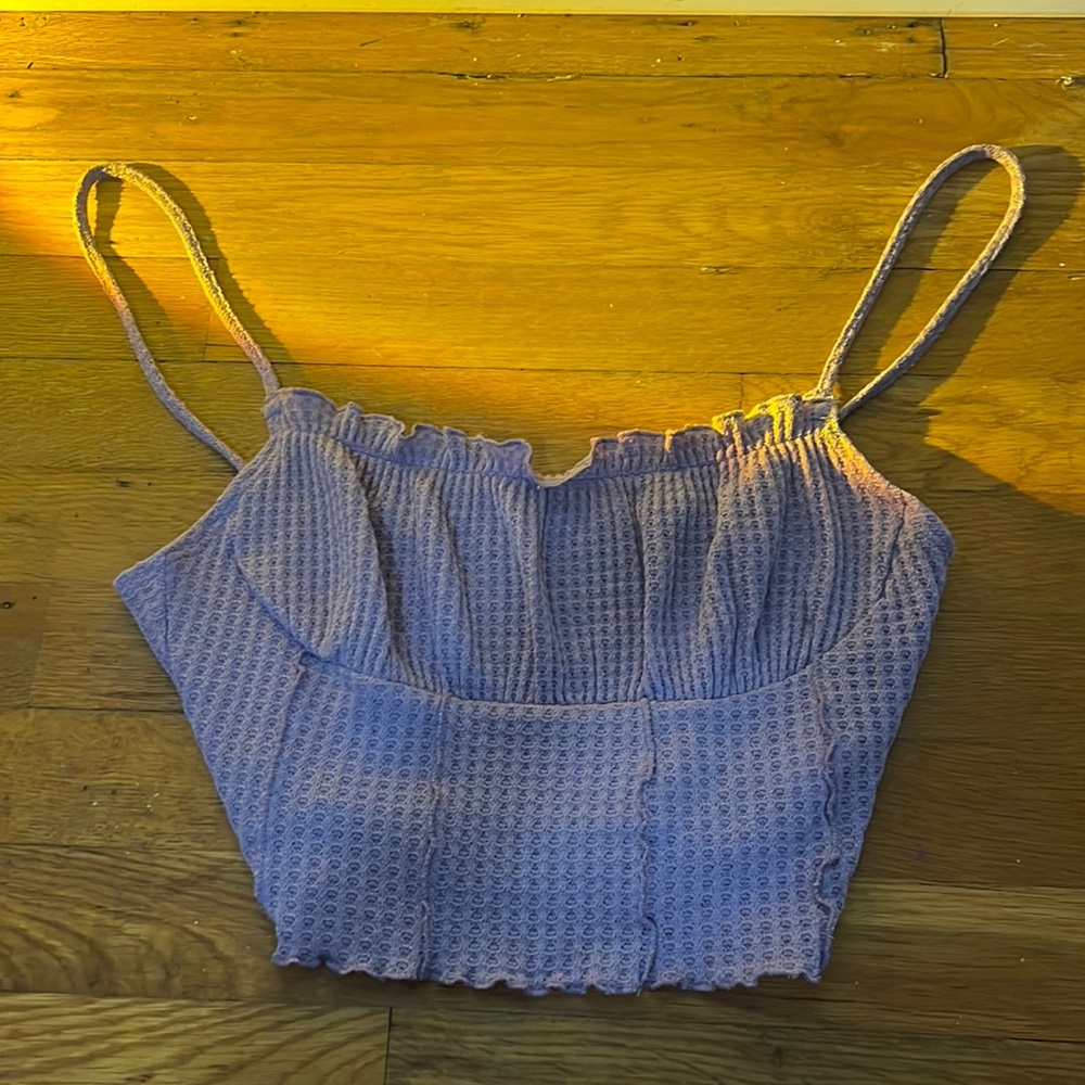 light purple cropped tank